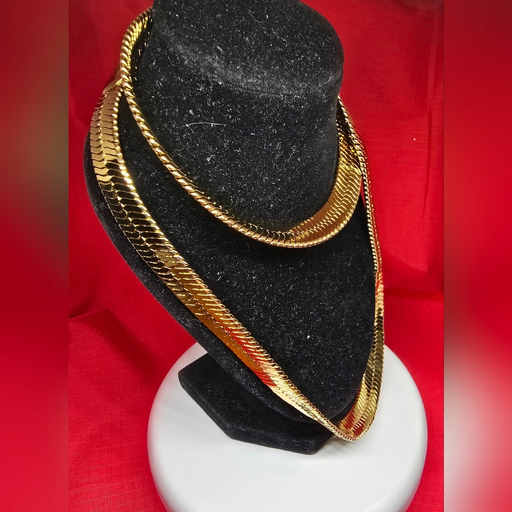 NWOT Elegant Men's Gold-Plated Herringbone Chain Necklace